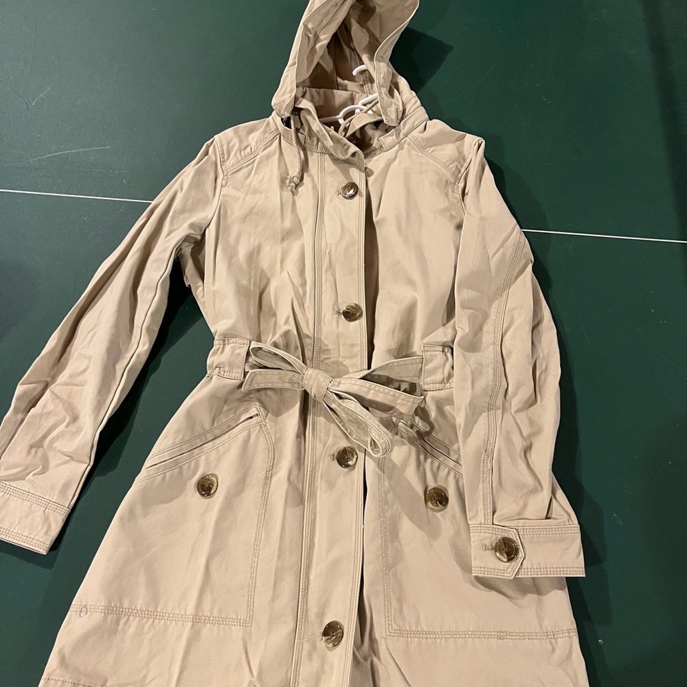 Gap Khaki Trenchcoat